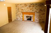 5873 Caulfield Dr, Clayton, CA 94517