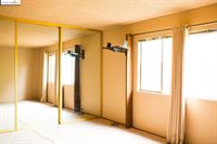 5873 Caulfield Dr, Clayton, CA 94517