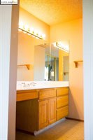 5873 Caulfield Dr, Clayton, CA 94517