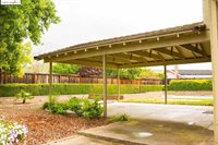 5873 Caulfield Dr, Clayton, CA 94517