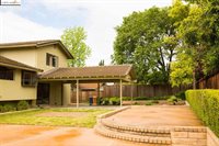 5873 Caulfield Dr, Clayton, CA 94517