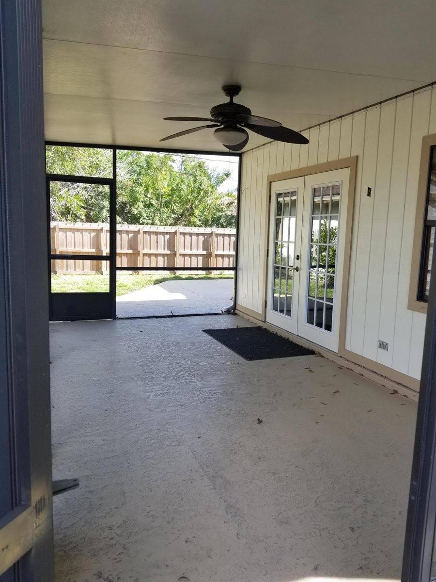 1491 SW Malaga Avenue, Port Saint Lucie, FL 34953