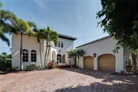 930 Aqua Ln, Fort Myers, FL 33919