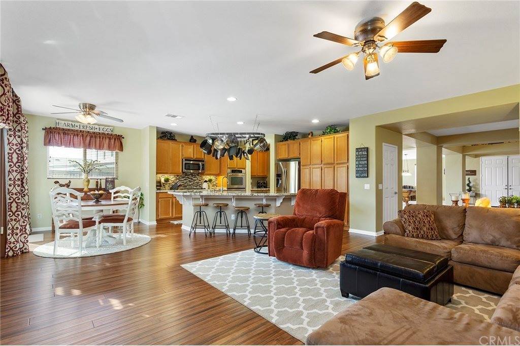 19352 Aspenleaf Drive, Perris, CA 92570