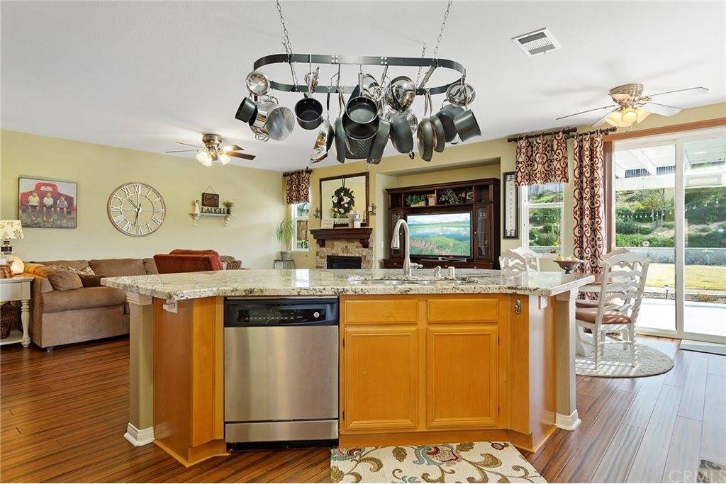 19352 Aspenleaf Drive, Perris, CA 92570