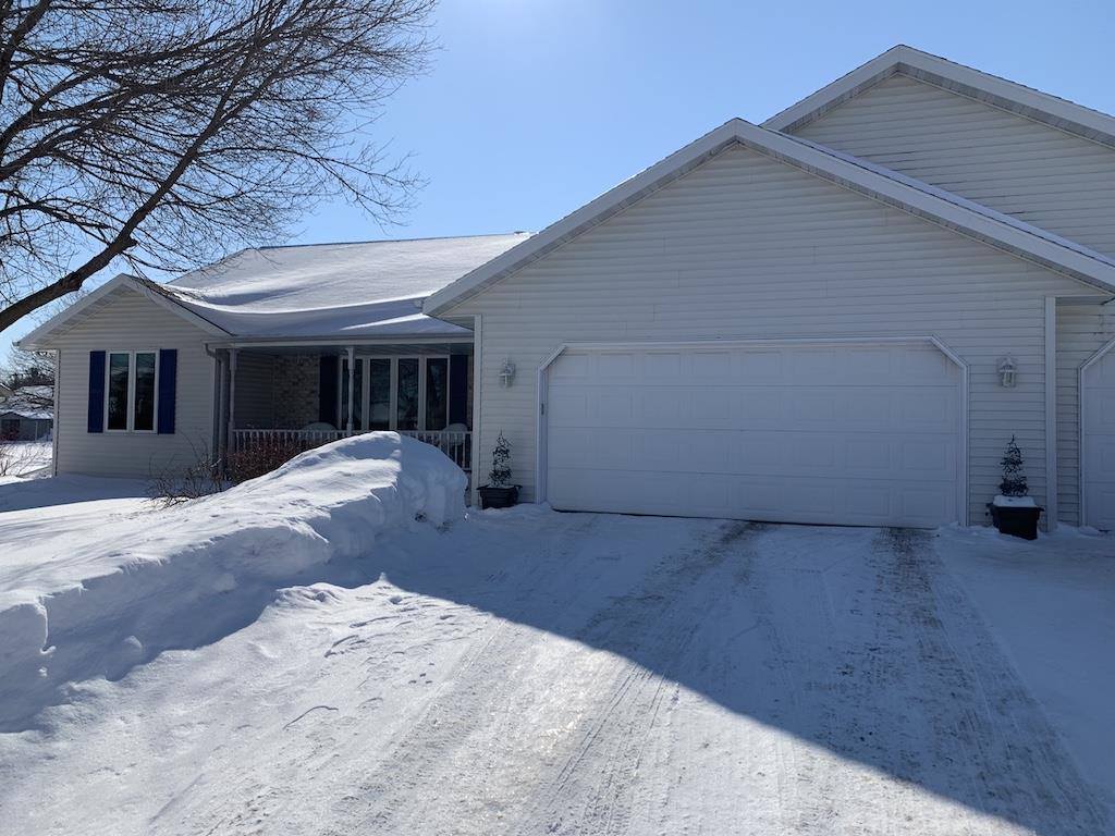 2797 Riveridge Lane, Green Bay, WI 54313