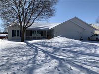 2797 Riveridge Lane, Green Bay, WI 54313