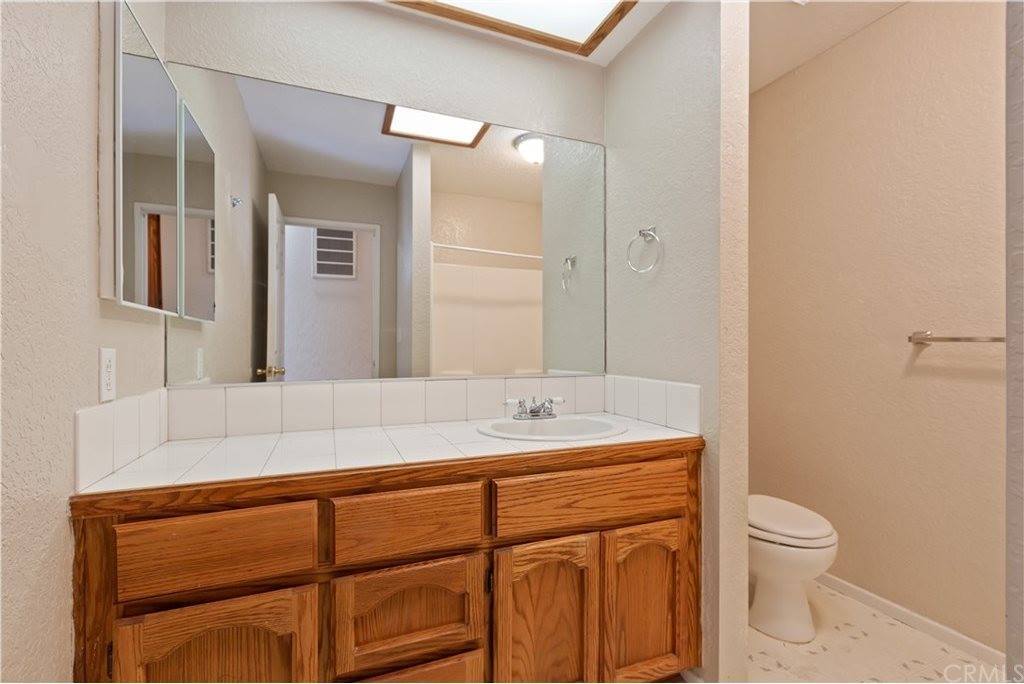 11940 Running Deer Road, Apple Valley, CA 92308