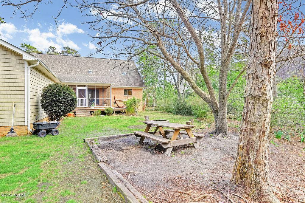 162 Olde Point Road, Hampstead, NC 28443