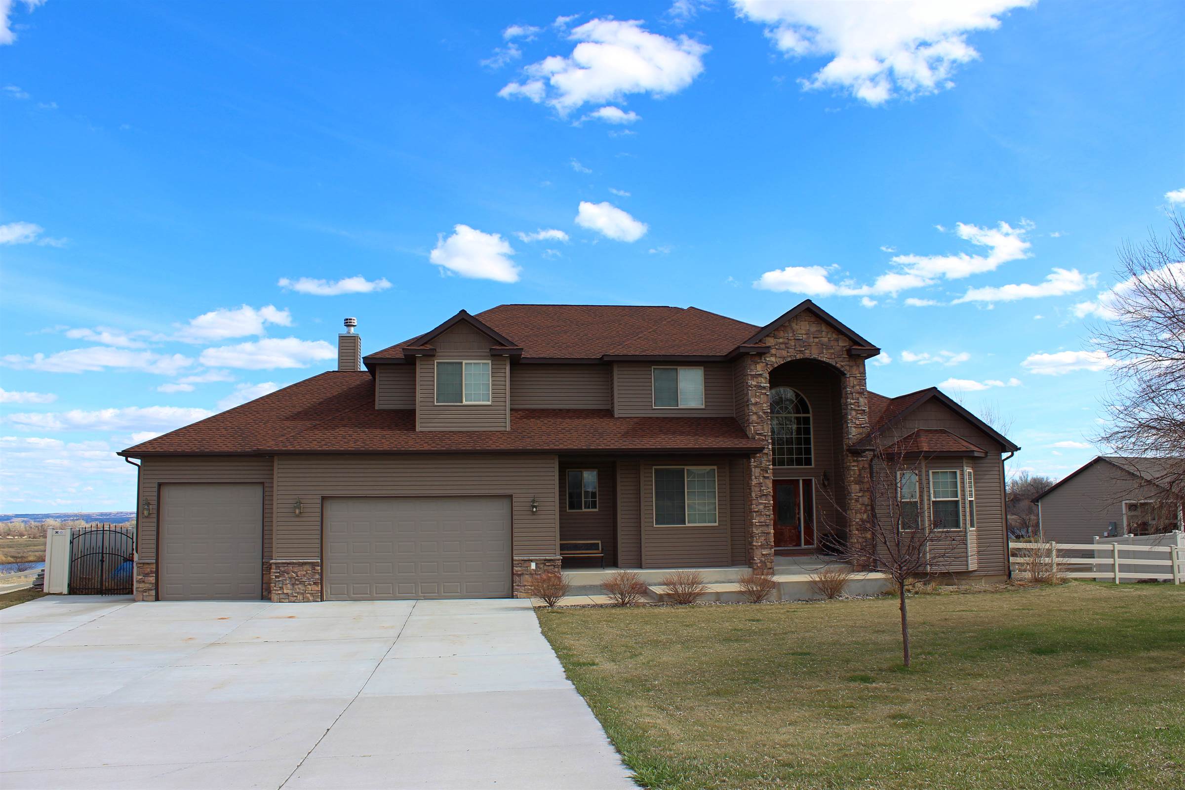 1095 Back Bay Drive Billings Mt 59106 Listings Nexthome Premier Properties