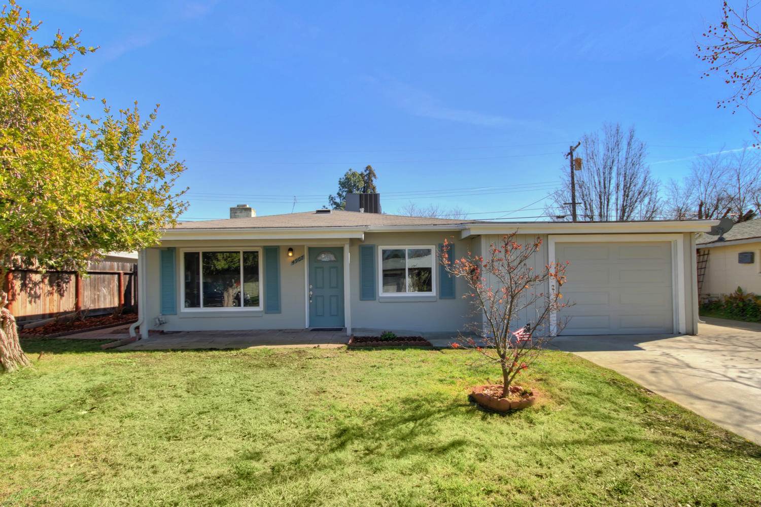 4907 Cibola Way, Sacramento, CA 95820