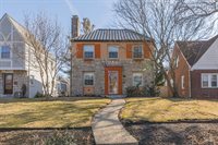 924 Montrose Avenue, Columbus, OH 43209