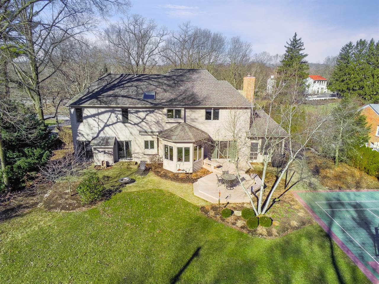 4090 Oxford Drive, Upper Arlington, OH 43220