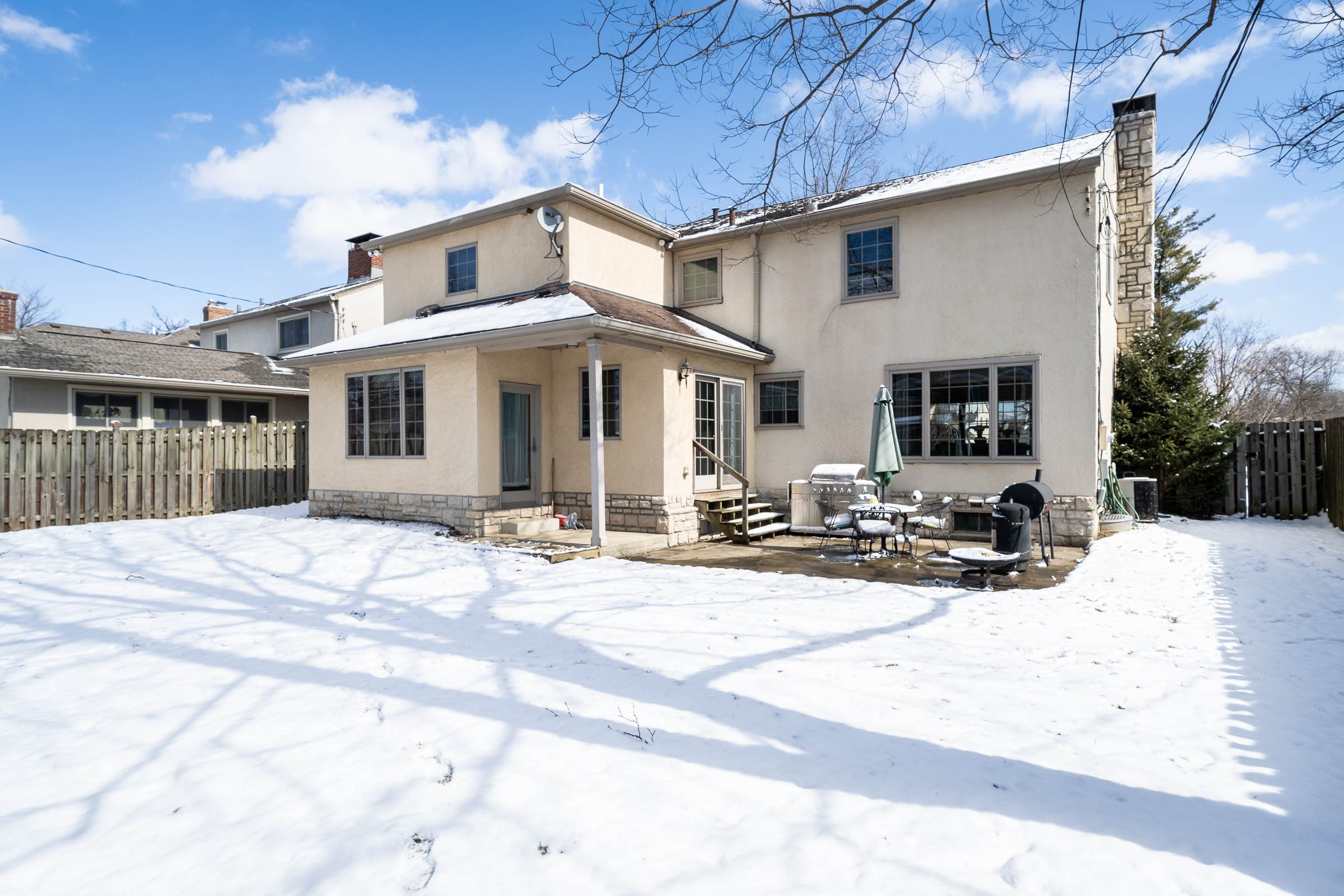 2753 Northwest Boulevard, Upper Arlington, OH 43221