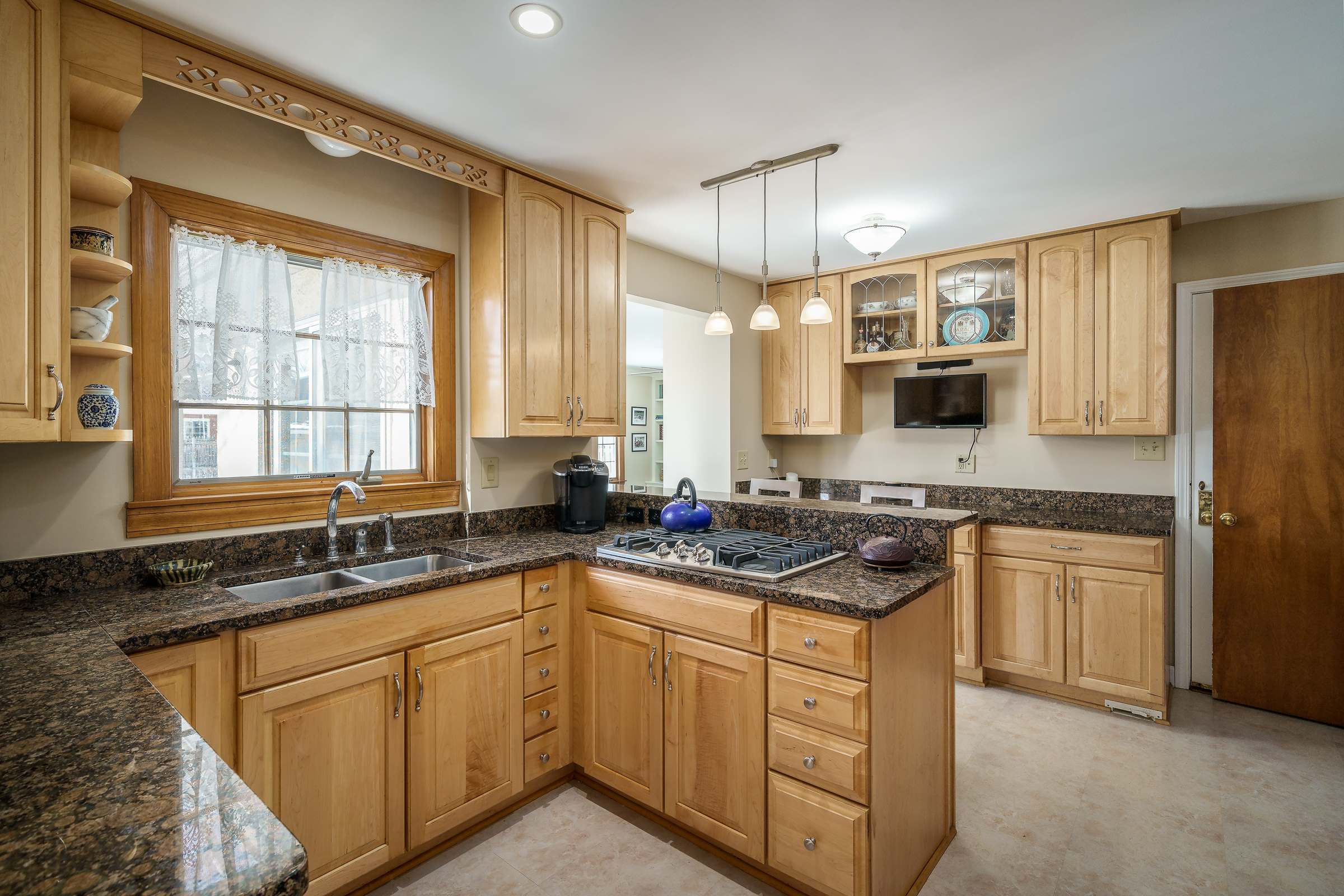 2753 Northwest Boulevard, Upper Arlington, OH 43221