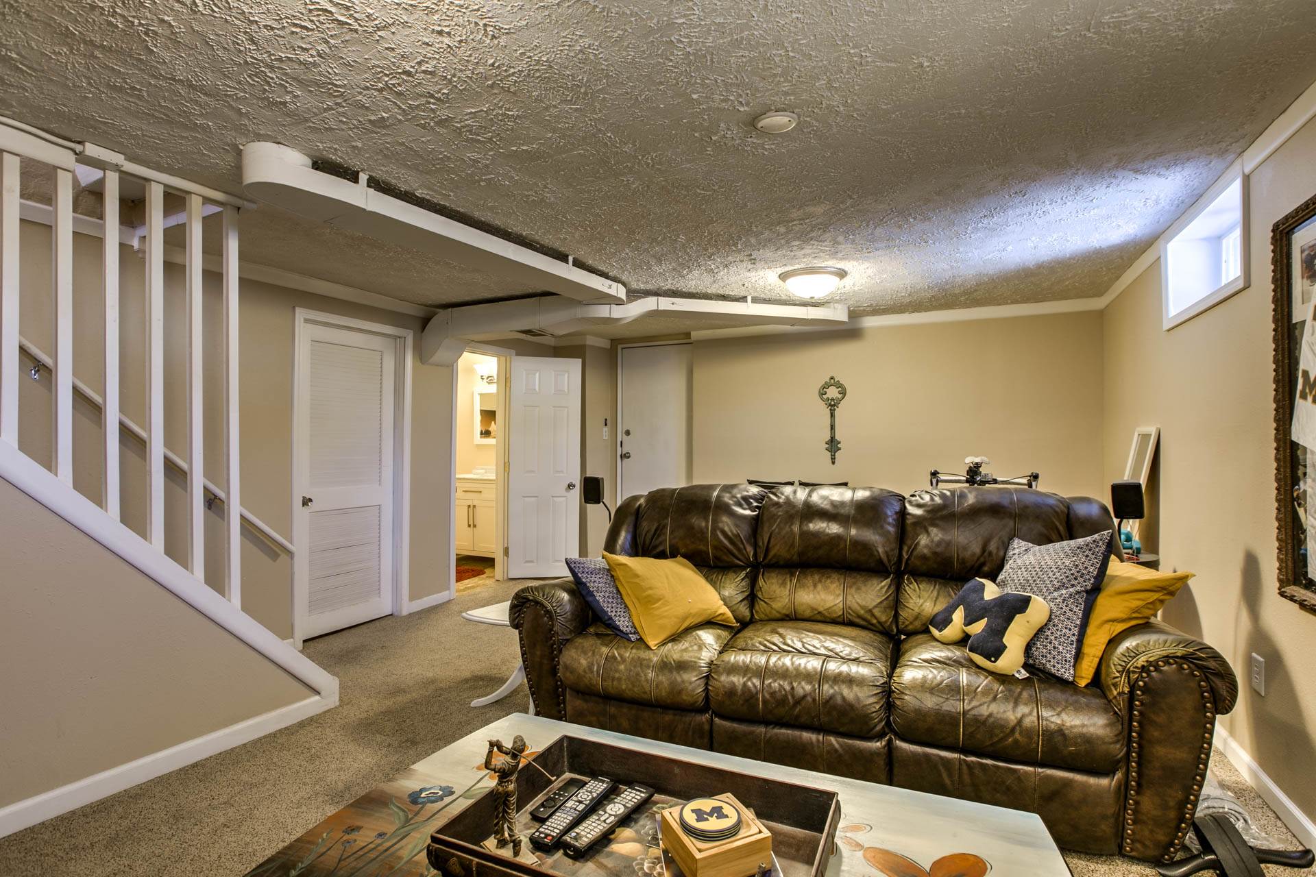 2004 N 51 Street, Omaha, NE 68104