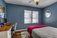 2004 N 51 Street, Omaha, NE 68104