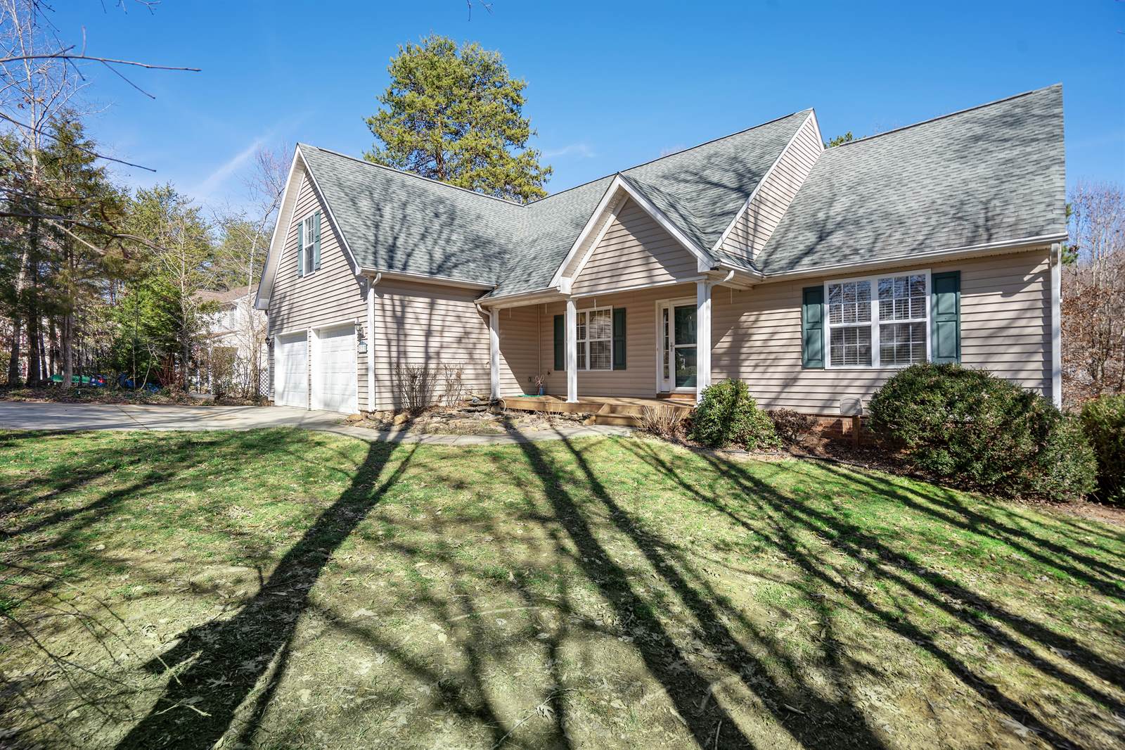 373 Brook Glen Drive, Mooresville, NC 28115