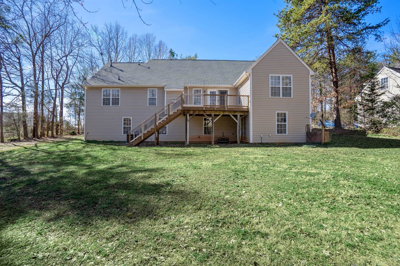 373 Brook Glen Drive, Mooresville, NC 28115