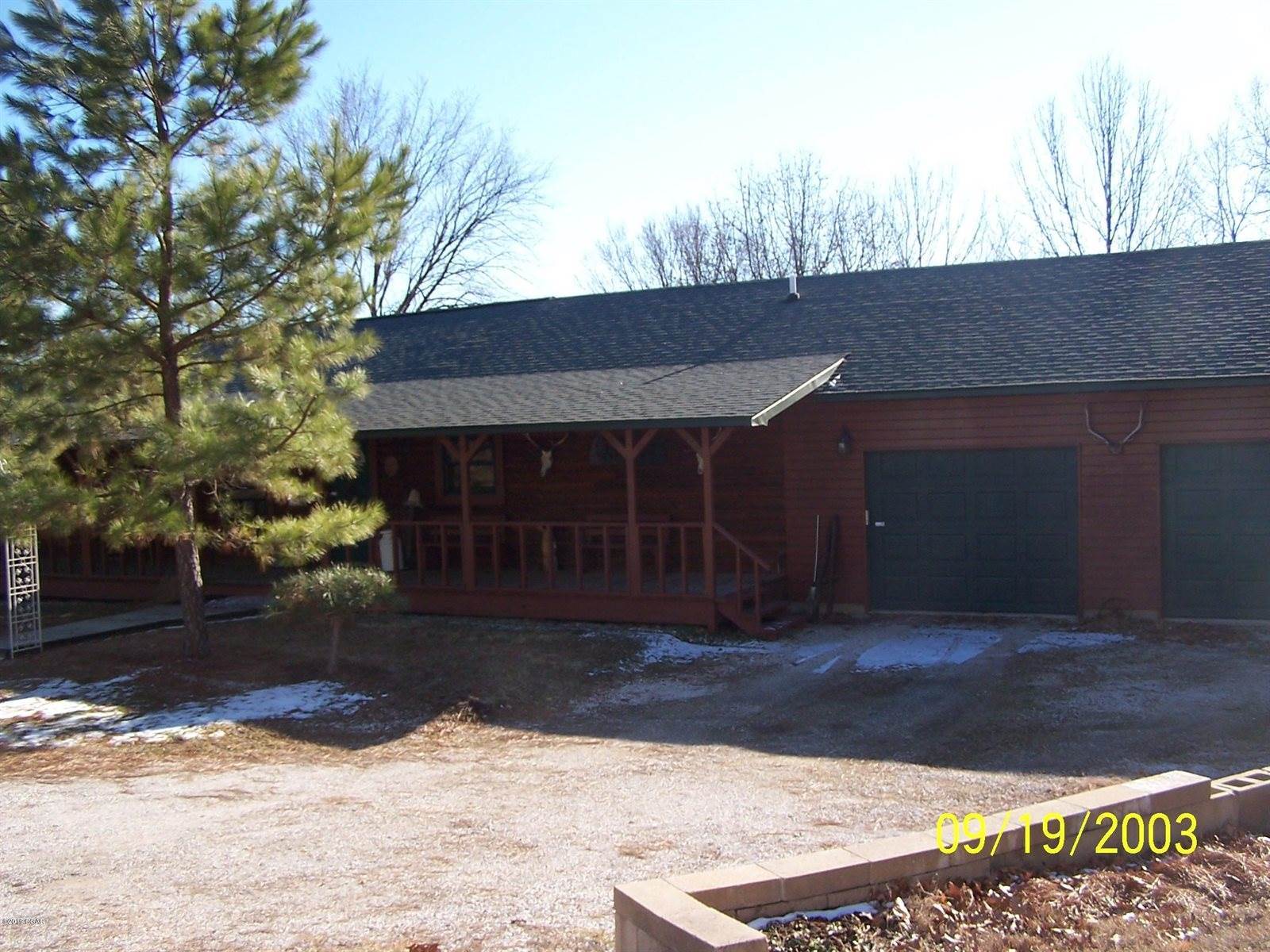 10163 Holly Road (home + 17 acres), Neosho, MO 64850