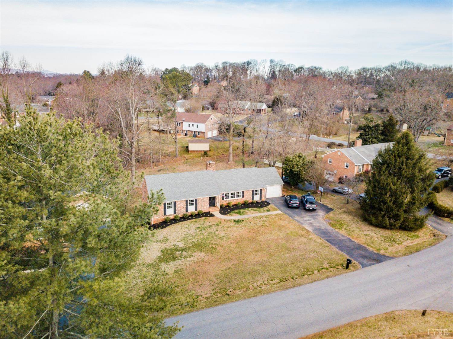 203 Chesterfield Road, Lynchburg, VA 24502