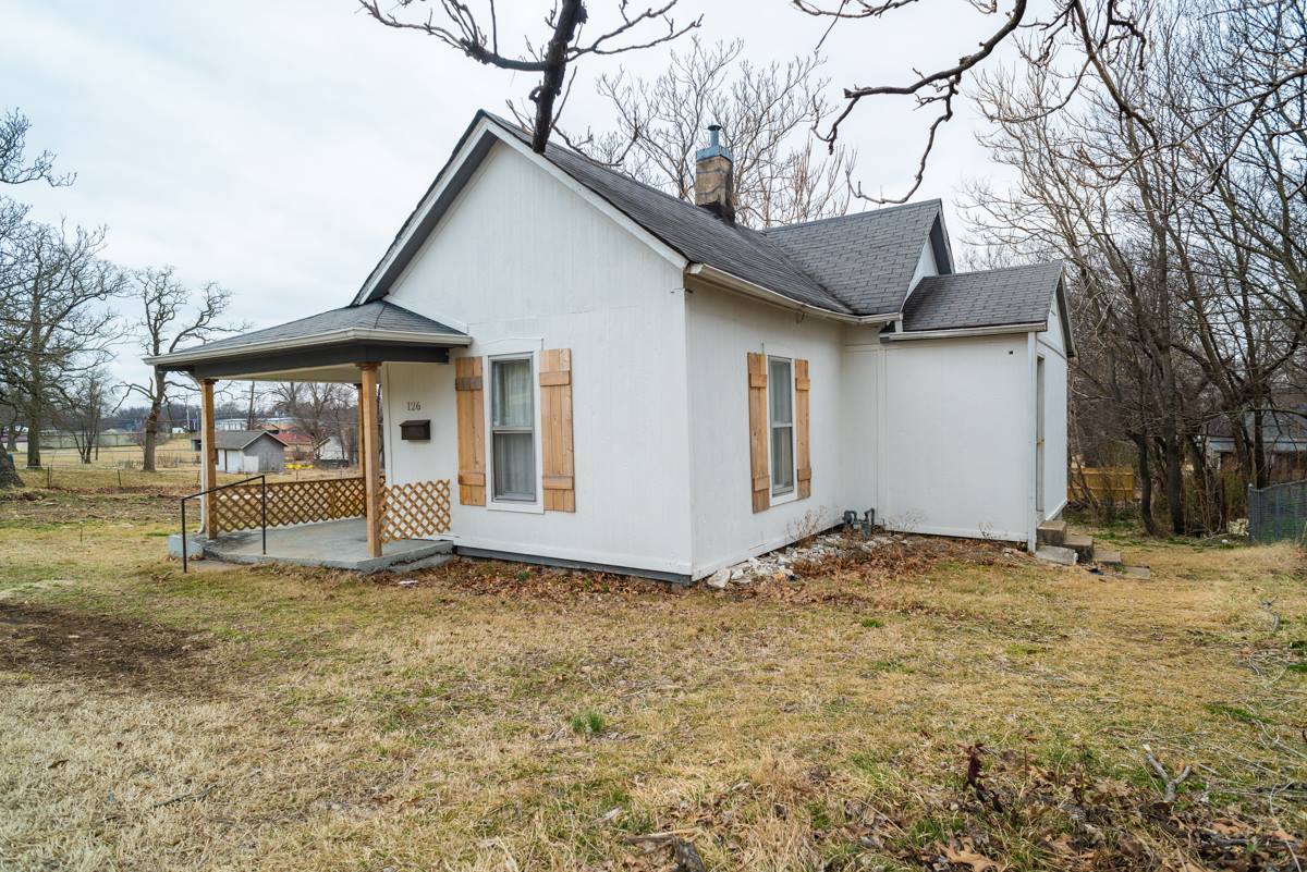 126 South St. Louis Avenue, Joplin, MO 64801