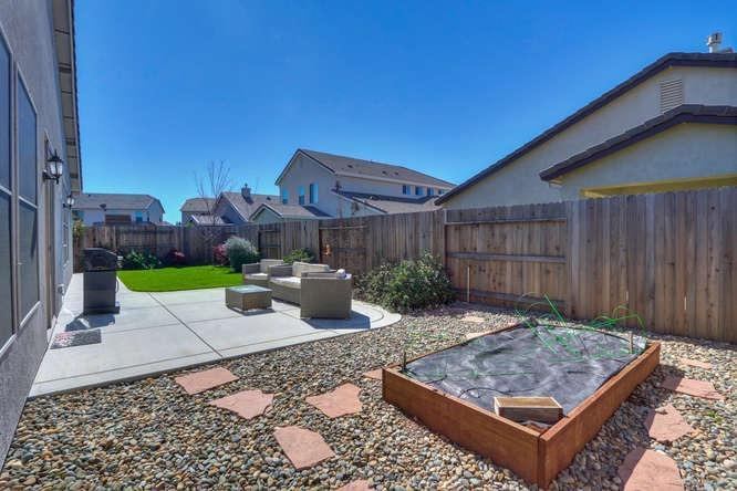 1924 Hartsfield Way, Lincoln, CA 95648