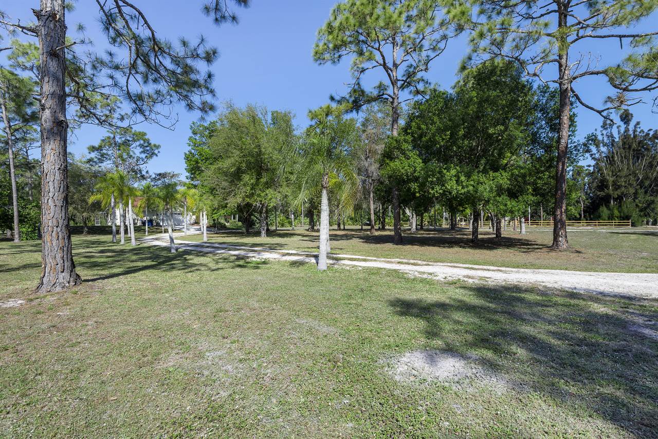 16200 Sawdust Trl, Fort Myers, FL 33912