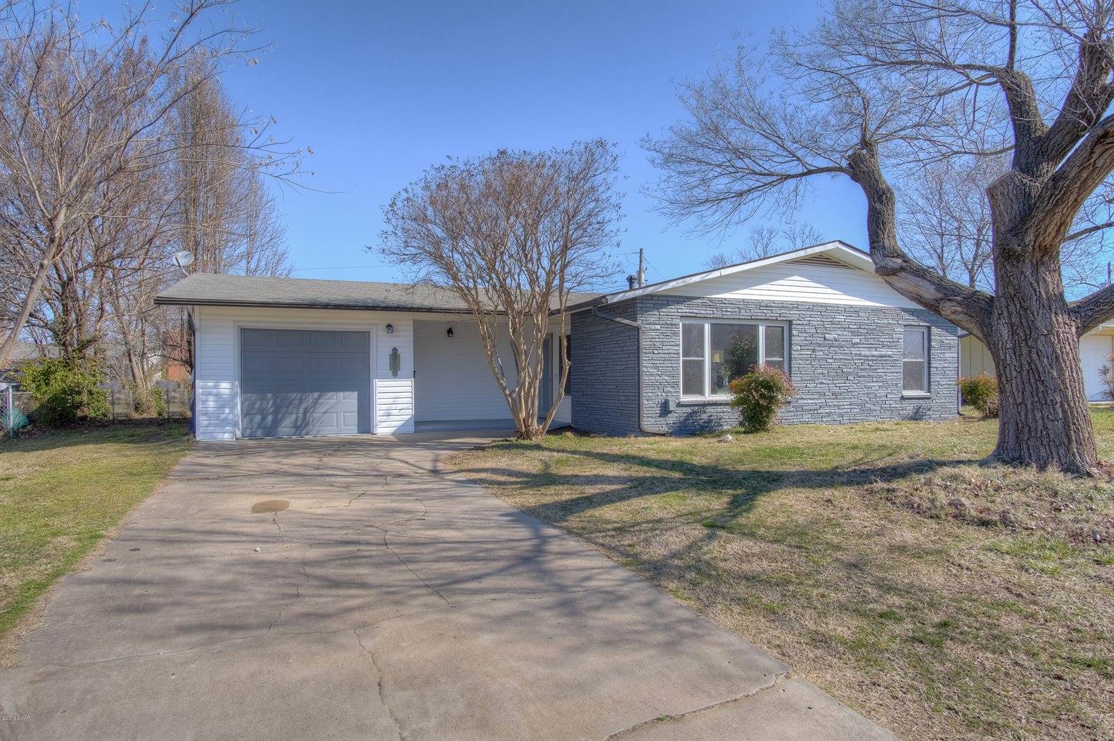 2409 East 24th Street, Joplin, MO 64804