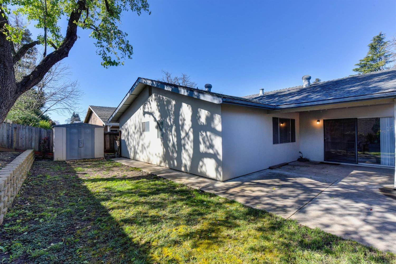 9608 Linda Rio Drive, Sacramento, CA 95827