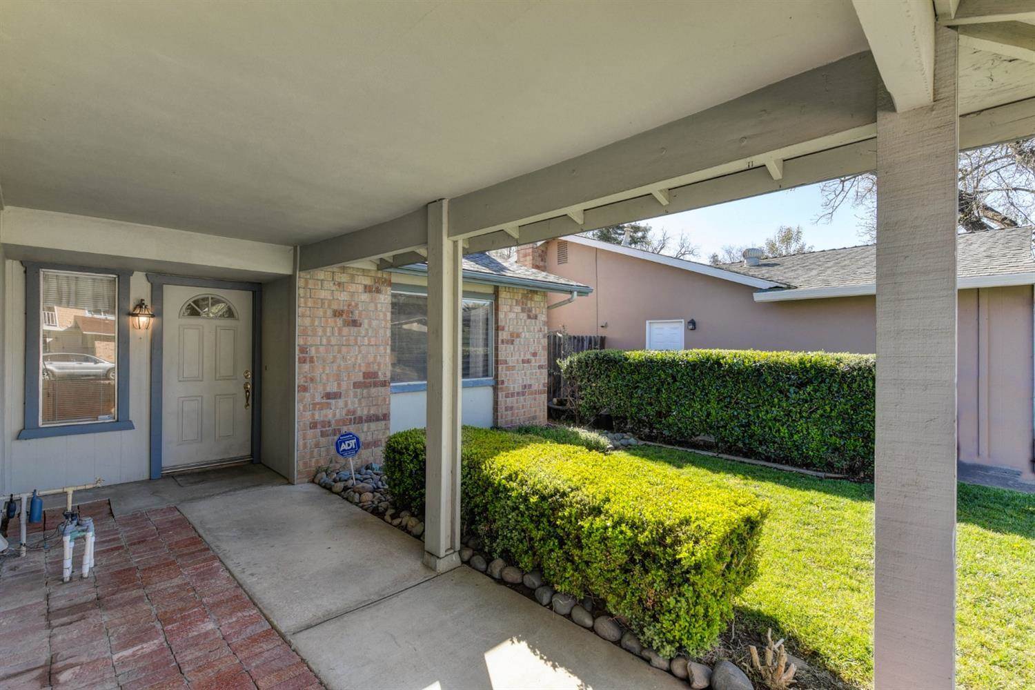 9608 Linda Rio Drive, Sacramento, CA 95827