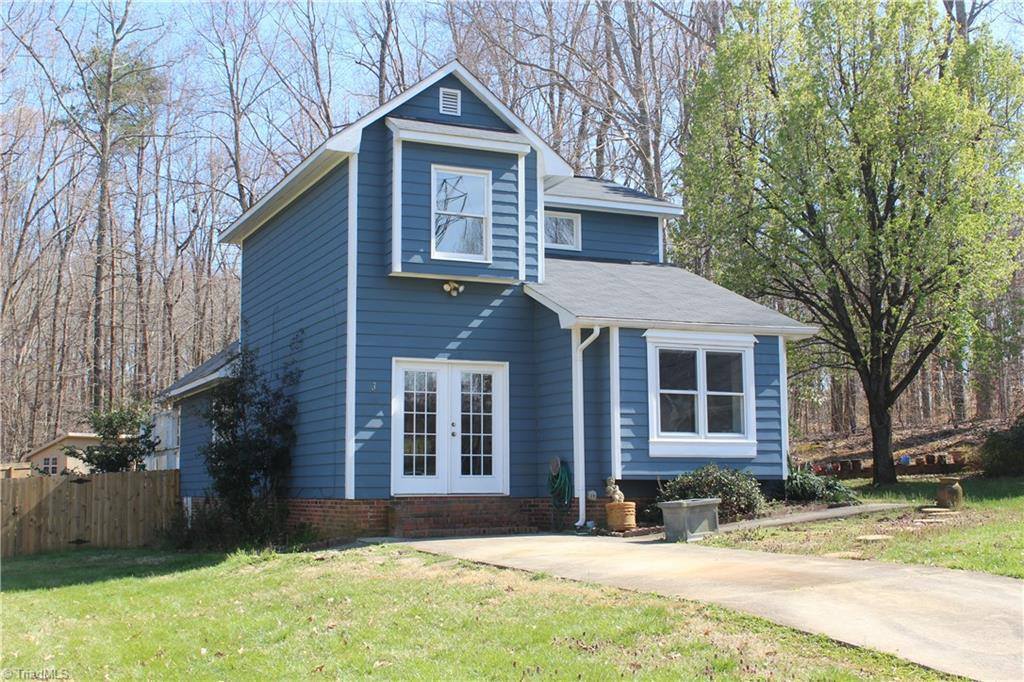 3 Stonehouse Court, Greensboro, NC 27455