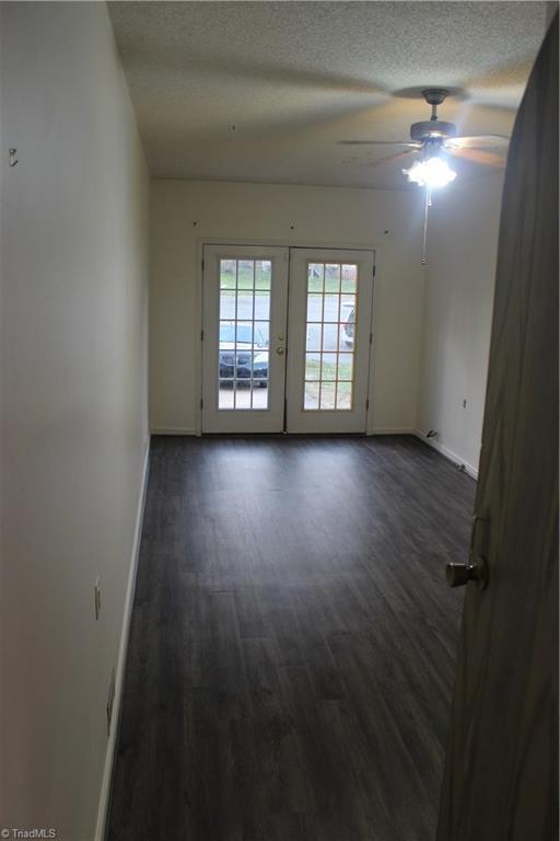 3 Stonehouse Court, Greensboro, NC 27455