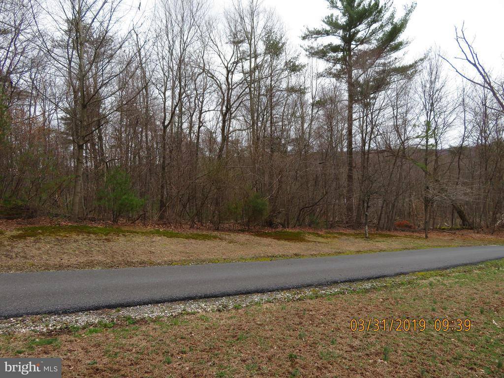 701 Hemlock Hill Lane, Jonestown, PA 17038