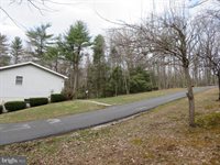 701 Hemlock Hill Lane, Jonestown, PA 17038