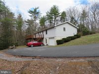 701 Hemlock Hill Lane, Jonestown, PA 17038