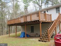 701 Hemlock Hill Lane, Jonestown, PA 17038