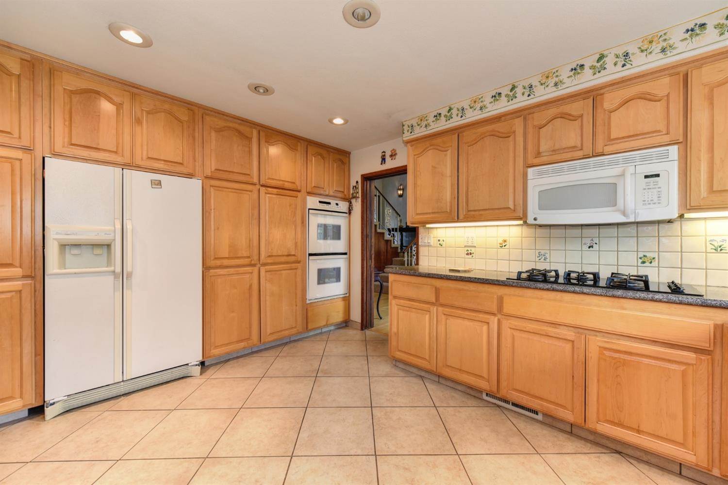 3830 Clover Valley Road, Rocklin, CA 95677