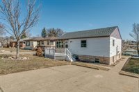 802 2nd Avenue NW, Mandan, ND 58554