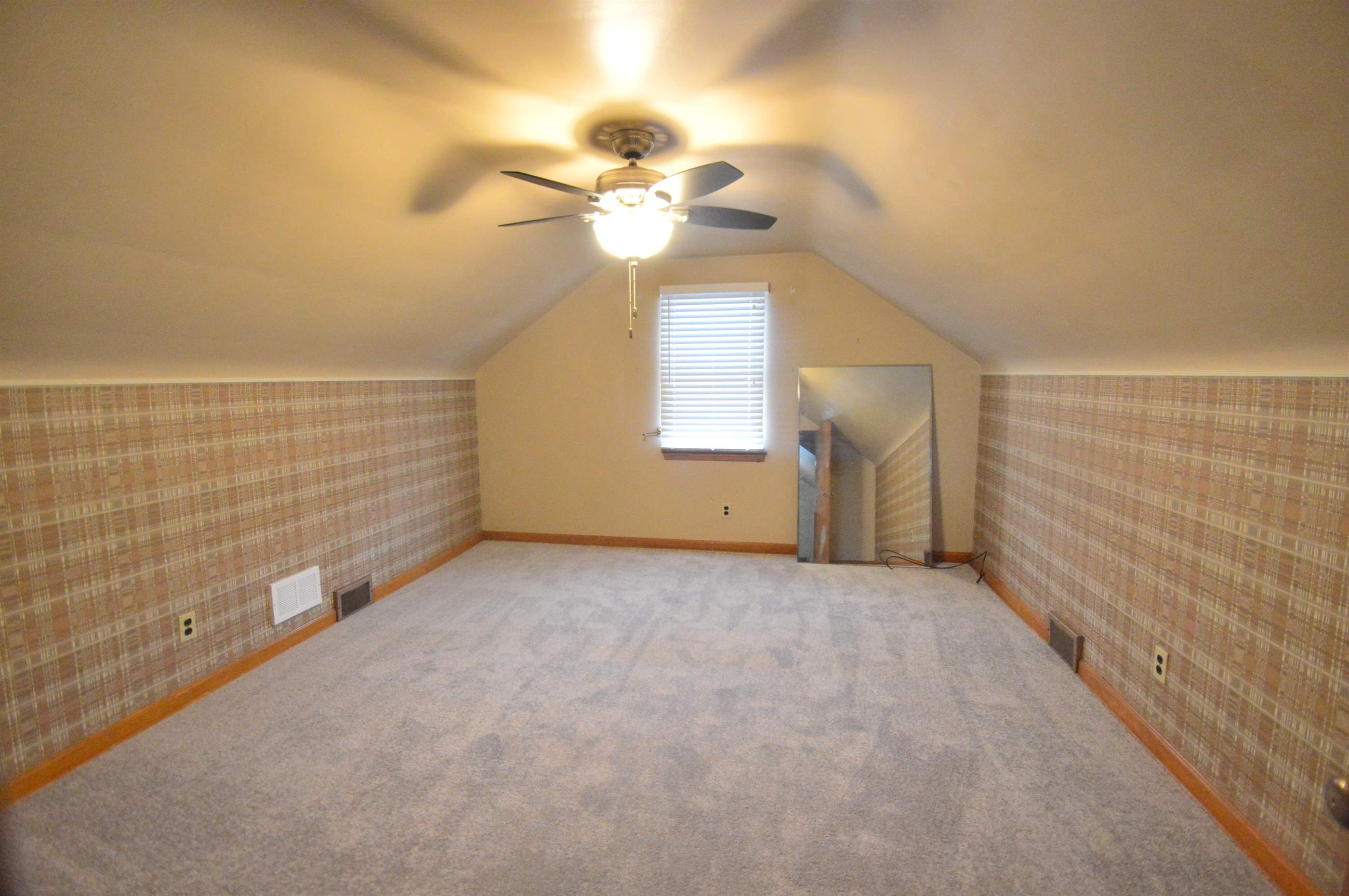 76 Romaine Ave, Boardman, OH 44512