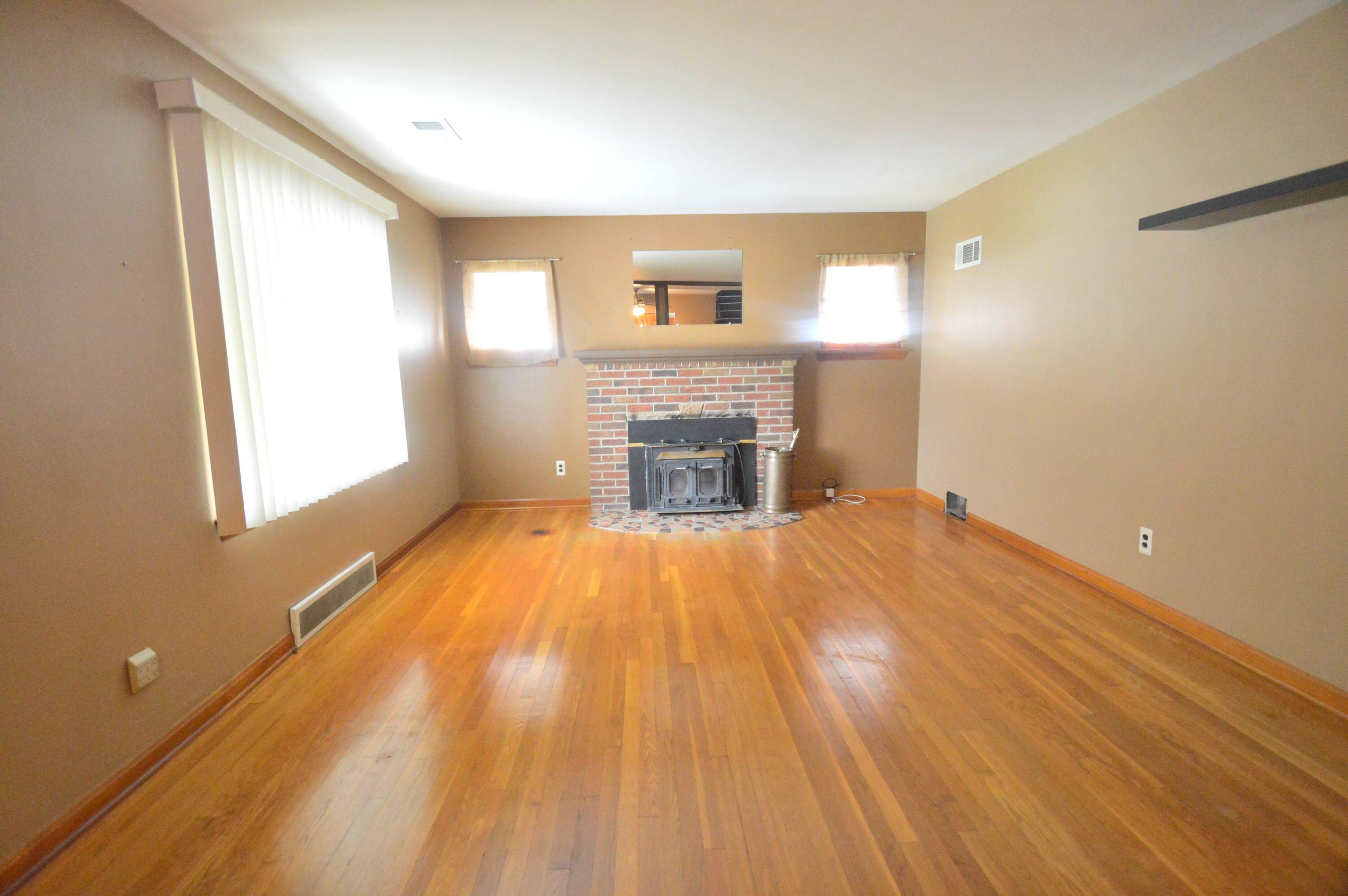 76 Romaine Ave, Boardman, OH 44512