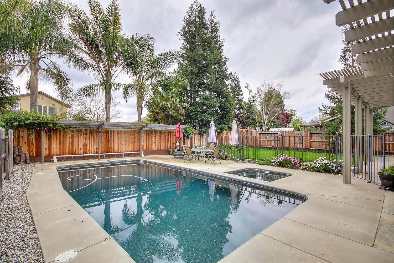 946 Blackwell Way, Galt, CA 95632