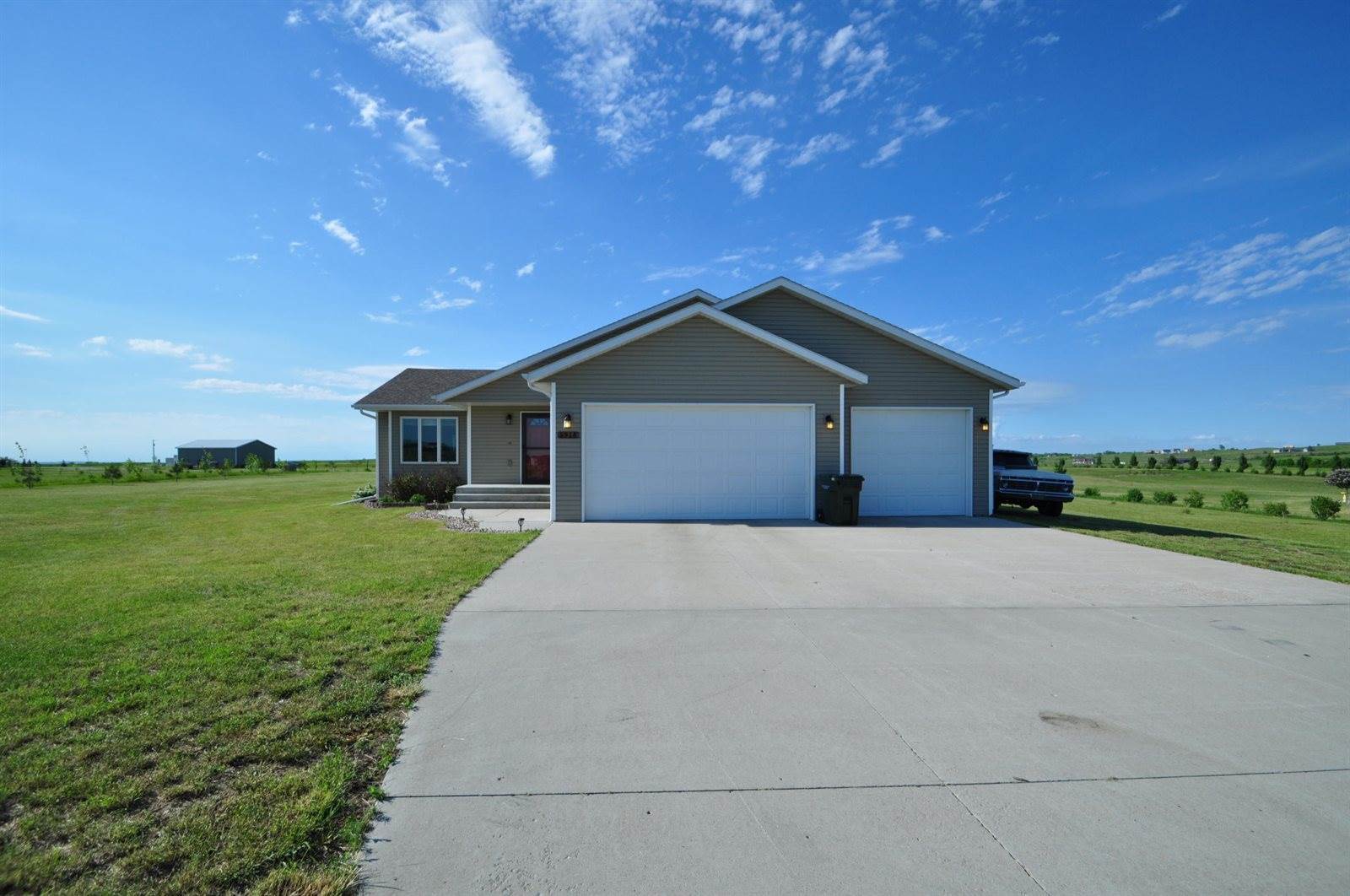 5918 Kayley Drive, Bismarck, ND 58504