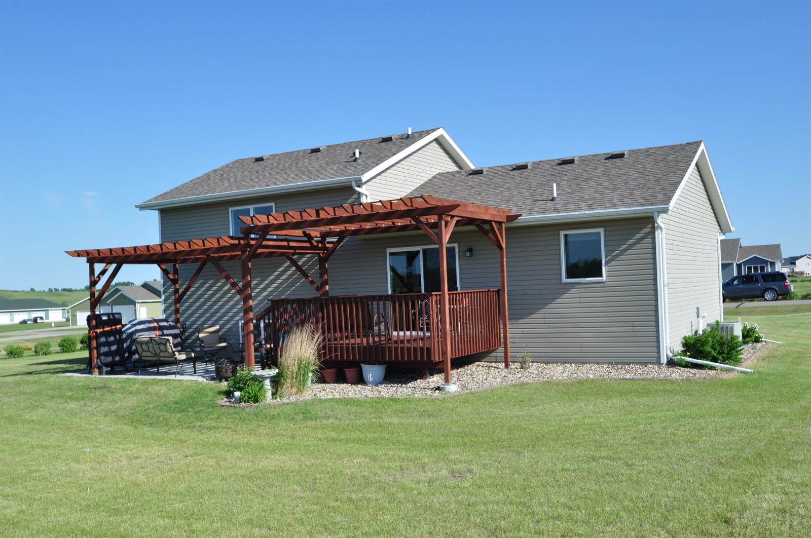 5918 Kayley Drive, Bismarck, ND 58504