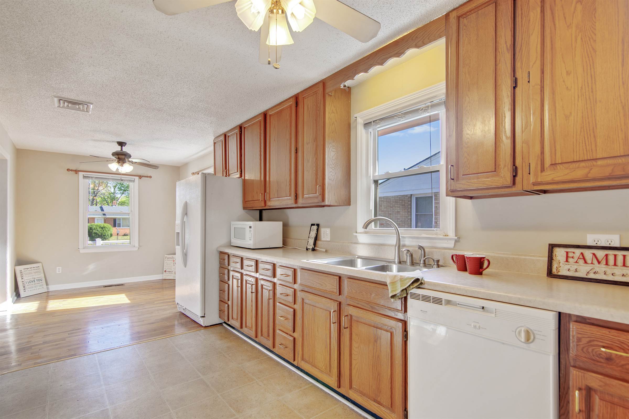 717 Tupelo Circle, Fayetteville, NC 28304