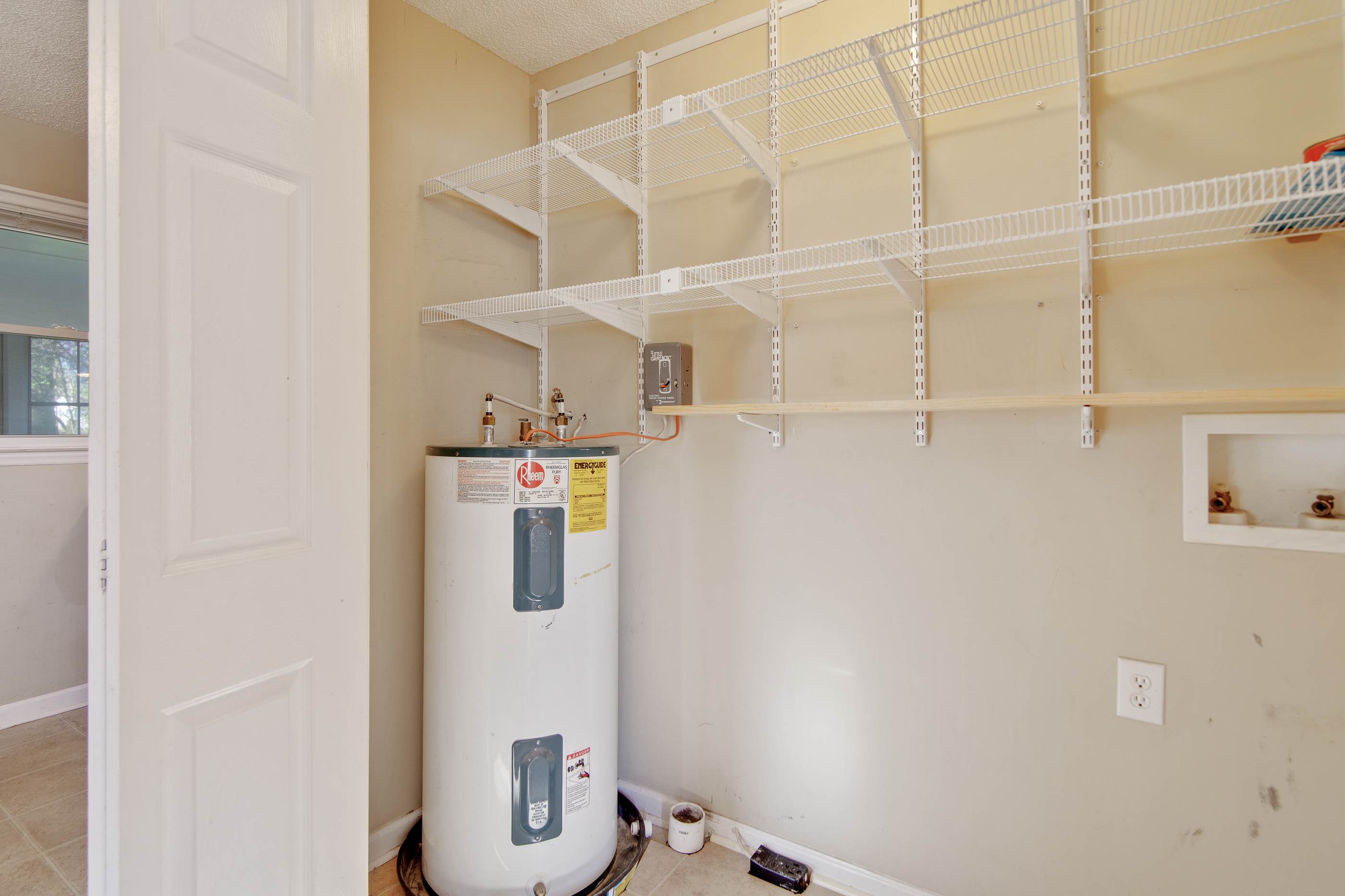 717 Tupelo Circle, Fayetteville, NC 28304