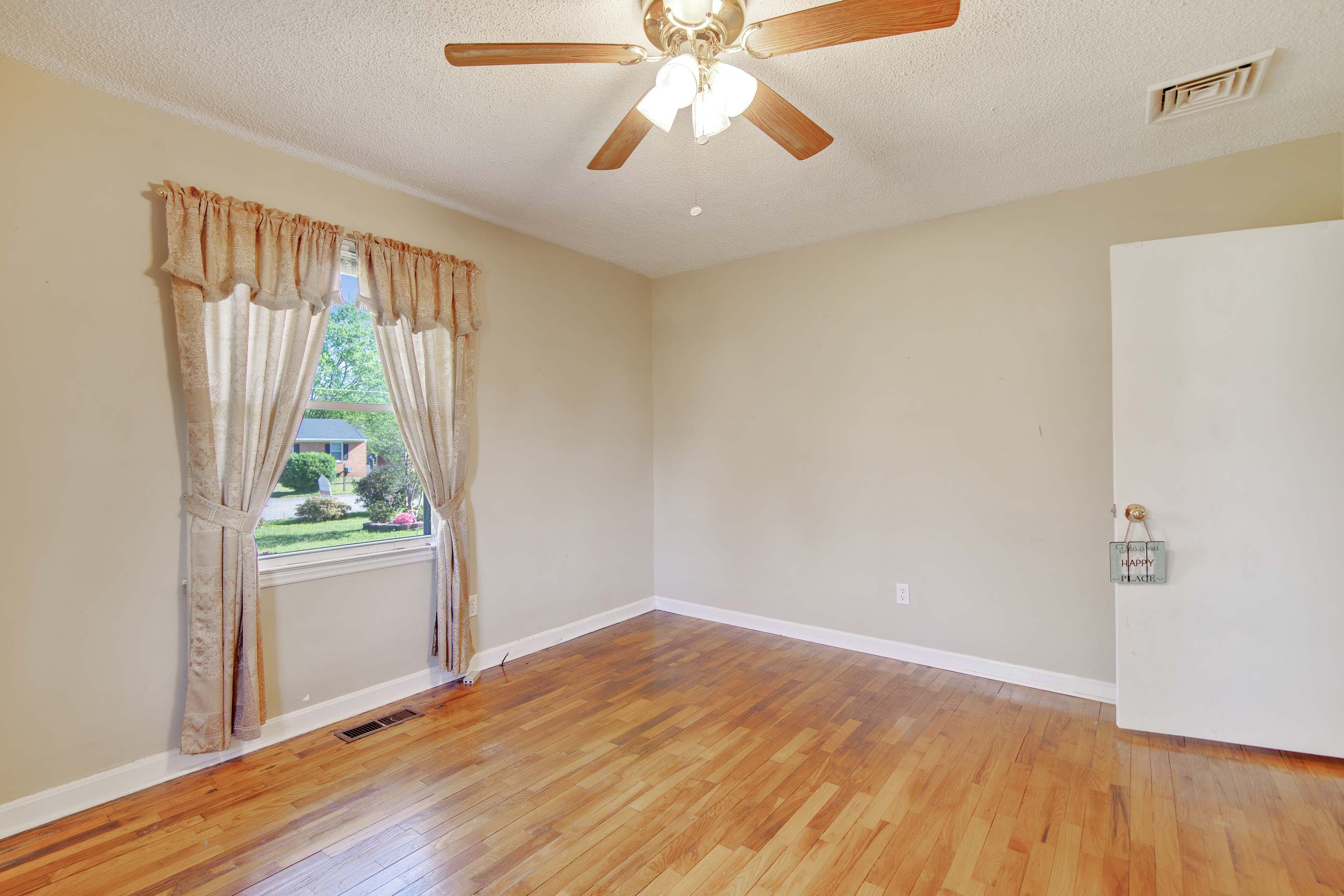 717 Tupelo Circle, Fayetteville, NC 28304