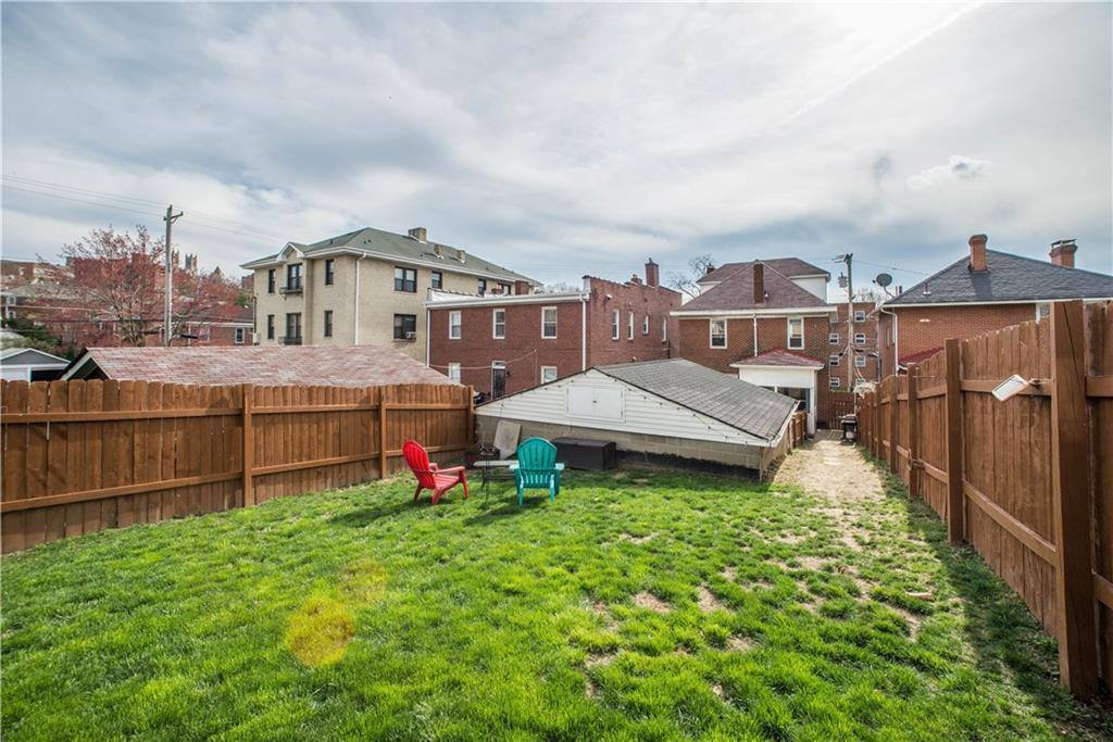 1512 McFarland, Dormont, PA 15216