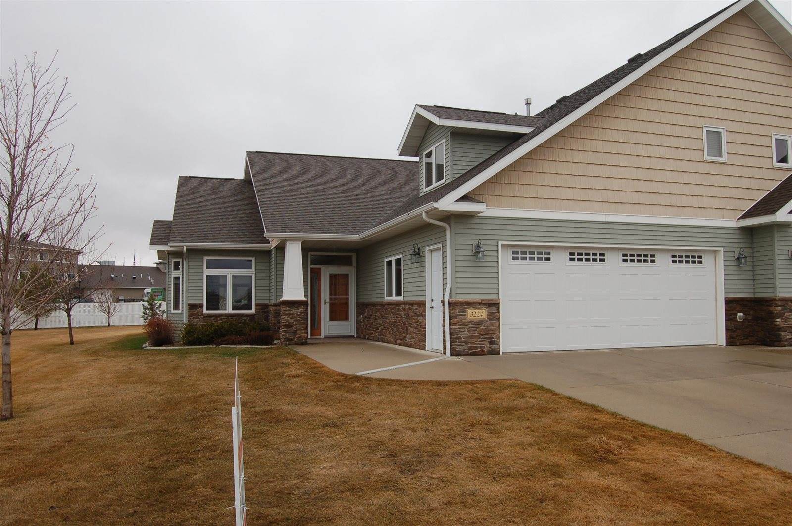 3224 Colorado Drive North, Bismarck, ND 58503