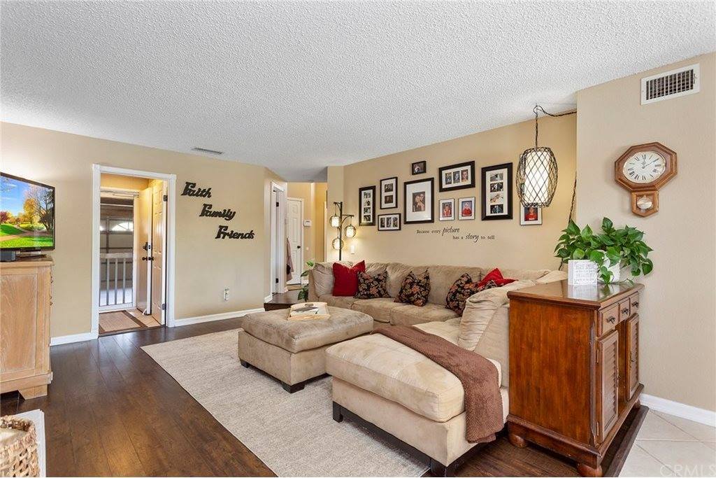 39529 Cedarwood Drive, Murrieta, CA 92563